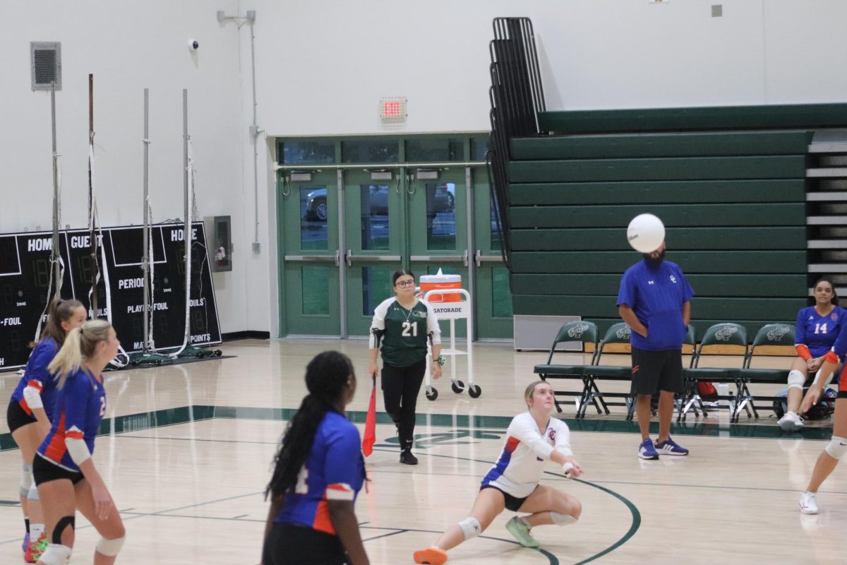 Photo Gallery: (9/11) Volleyball Game Vs. Island Coast