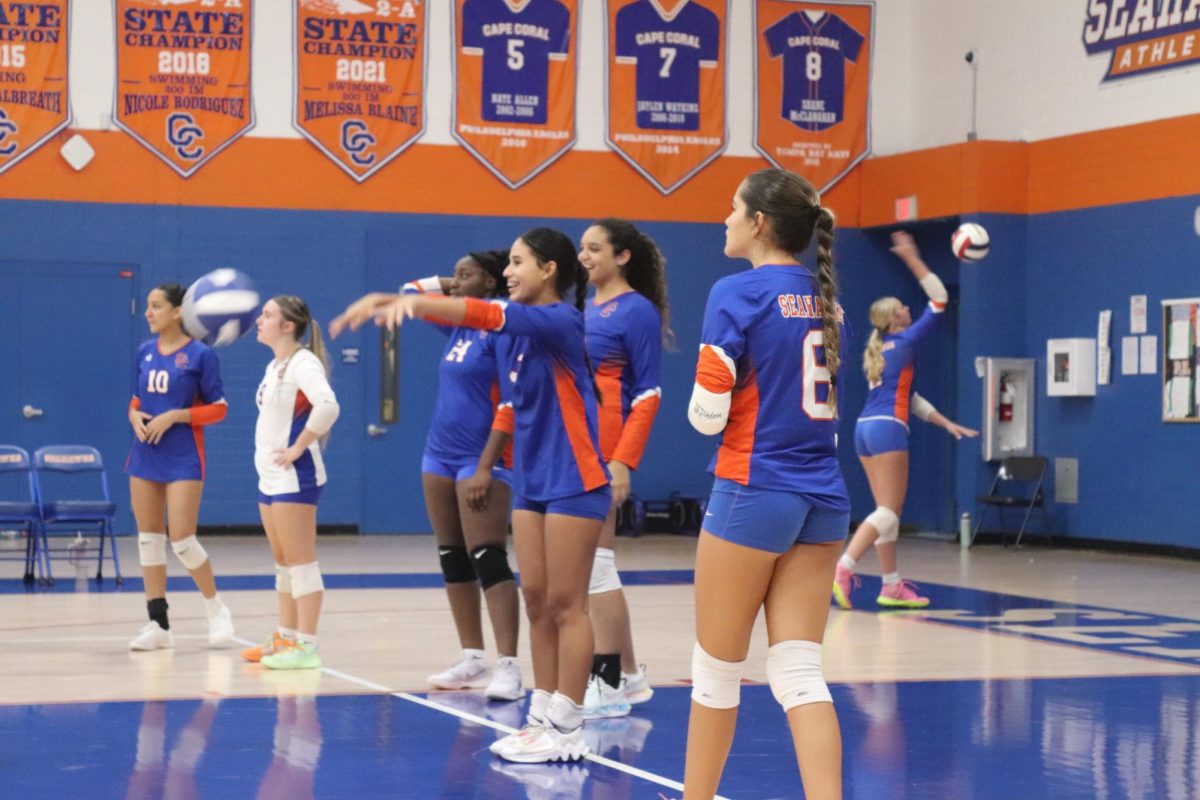 Photo Gallery: (9/25) Volleyball Pre-game Warmup vs. South Fort Myers