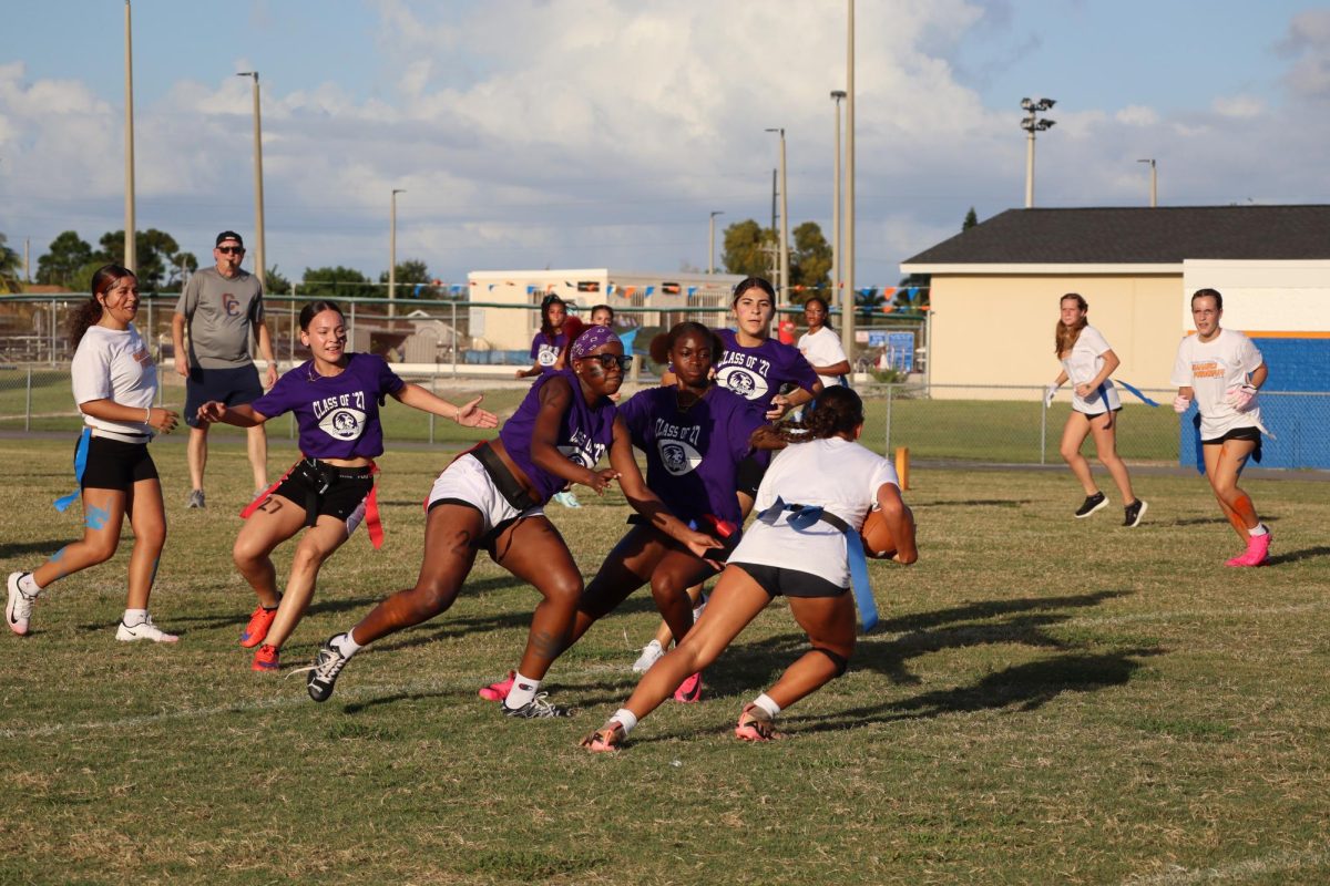 Photo Gallery: (10/8) Powderpuff Game